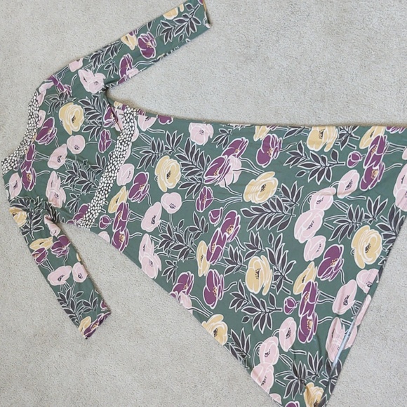 VGUC Boden green floral print v-neck midi dress with long sleeves - Picture 5 of 6